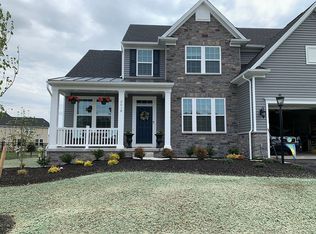 2018 Dantry Dr, Canonsburg, PA 15317
