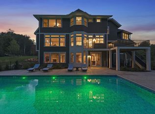 9440 Whistling Valley Trl, Lake Elmo, MN 55042