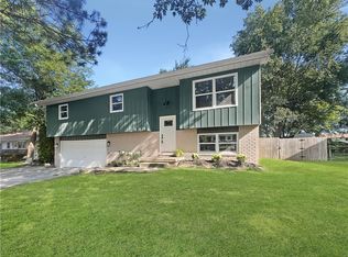 500 Loma Dr, Forsyth, IL 62535