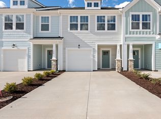 106 Cobden Ct, Fountain Inn, SC 29644