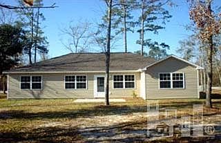2nd image of 450 Pine Hurst Cr