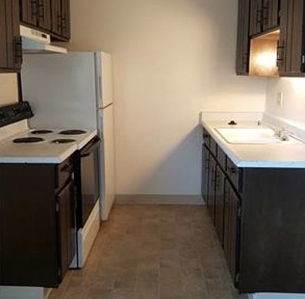3rd image of 2215 8th Ave APT 204