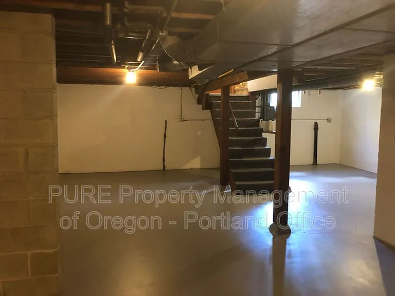 4725 SE Clinton St — Photo 17