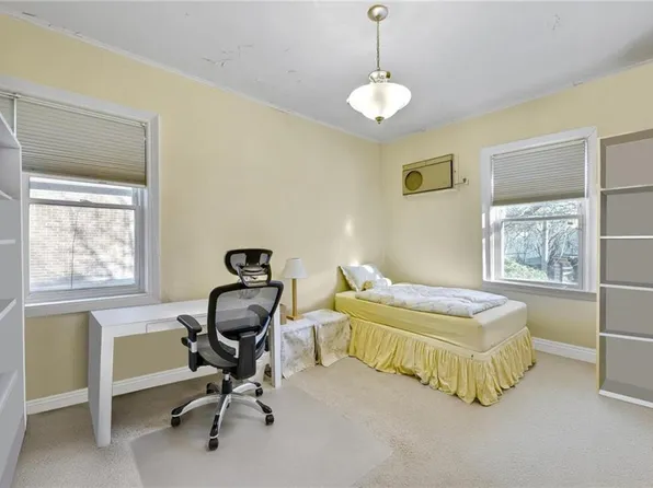 2114 Avenue N image 15 of 24