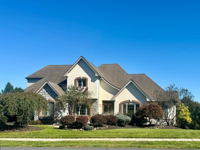 1085 Country Club Rd, Camp Hill, PA, 17011