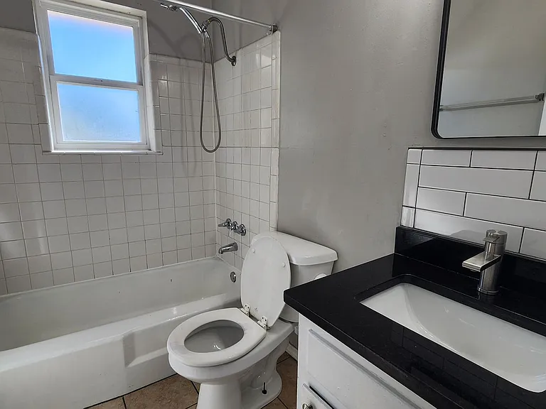 301 N University Dr #10 — Photo 22