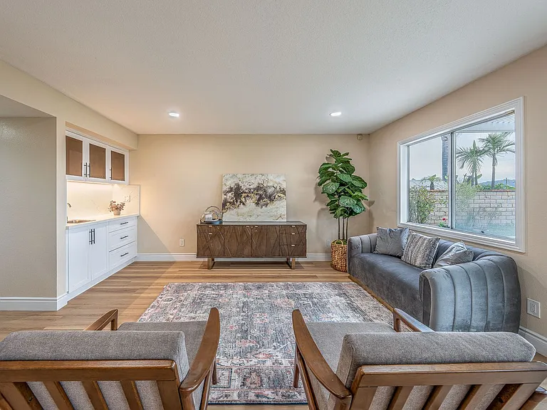 753 View Ln — Photo 8