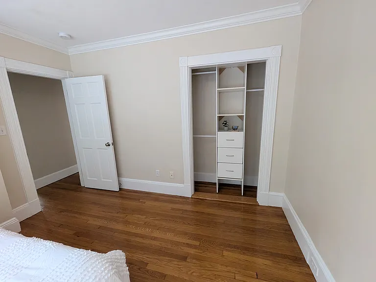 106 Franklin St — Photo 25