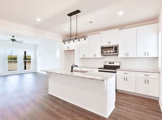 1004 Crossing Ct E, Valley, AL 36854