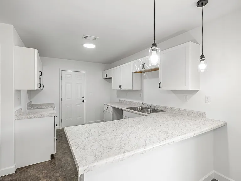 1493 S McLean Blvd — Photo 5