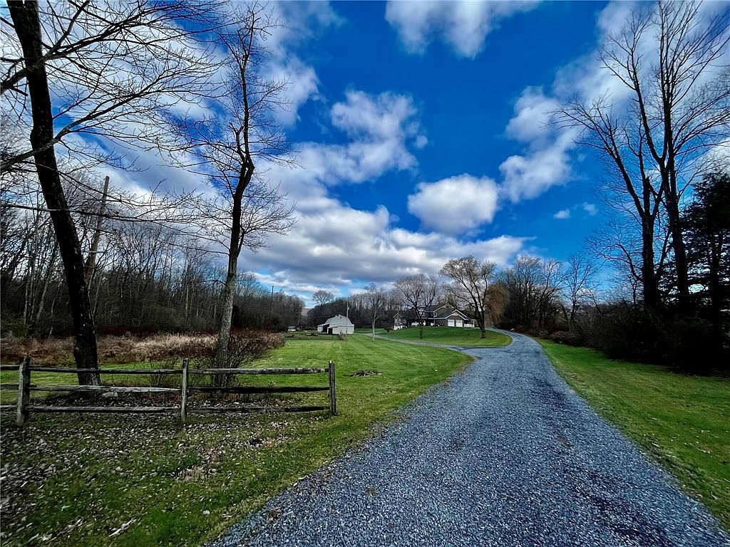 1611 Delabole Rd, Pen Argyl, PA 18072 Zillow