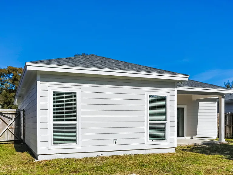 1507 Julia St — Photo 17