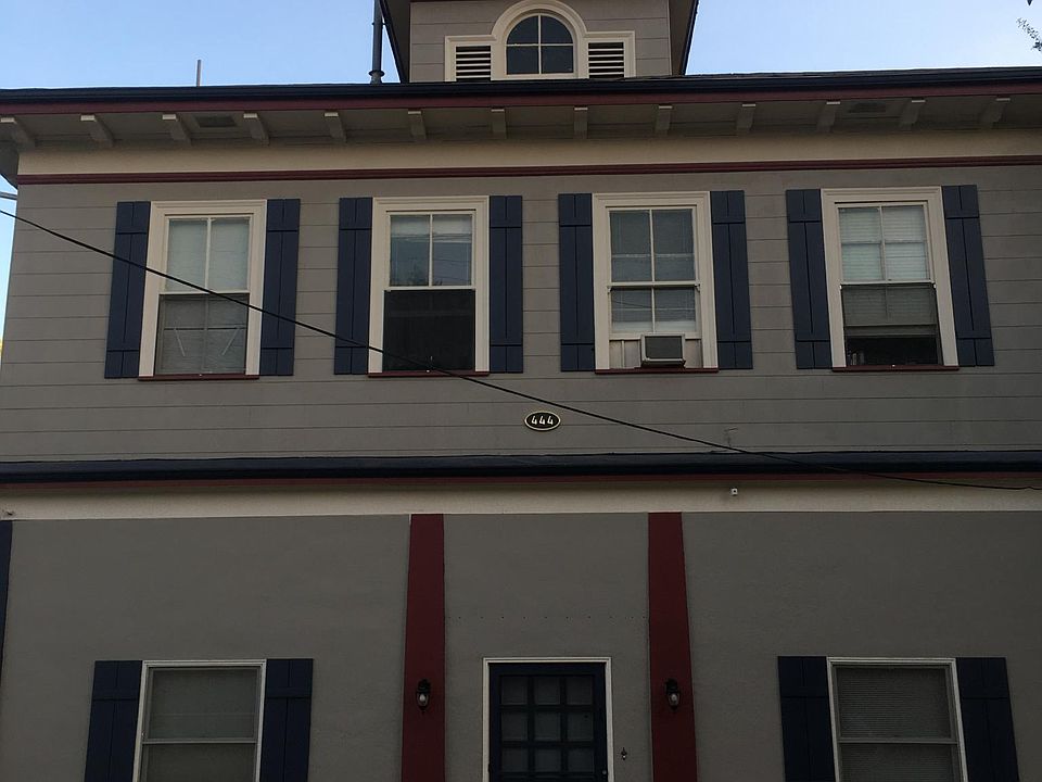 1st image of 444 Saint Mary St APT 3