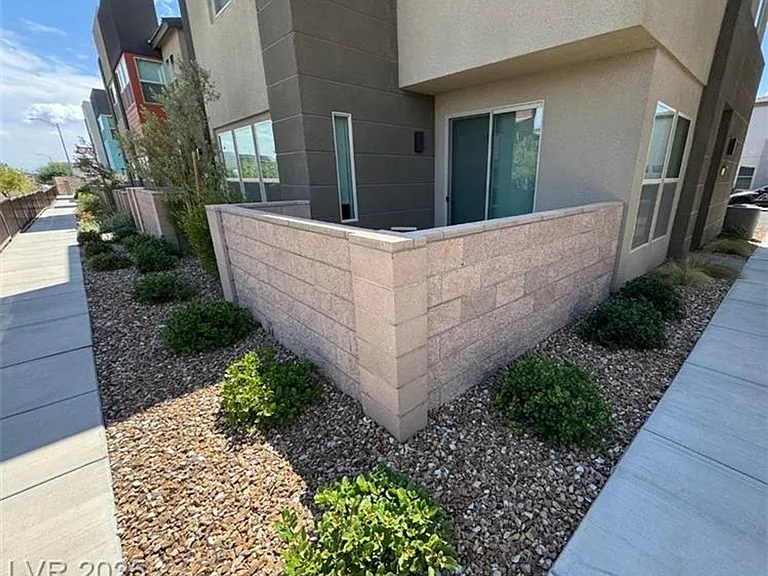 4318 Eagle Summit Ave — Photo 18