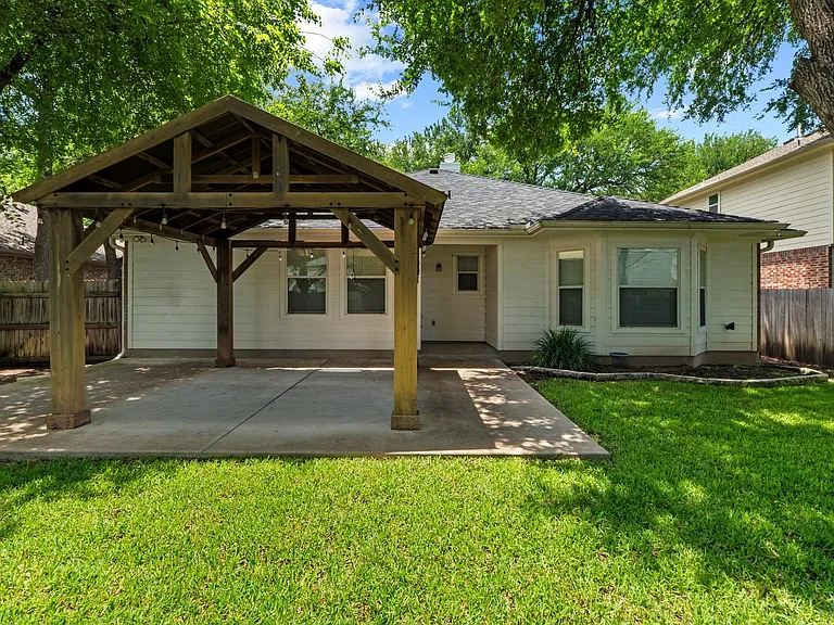 309 Creek Ridge Ln — Photo 27