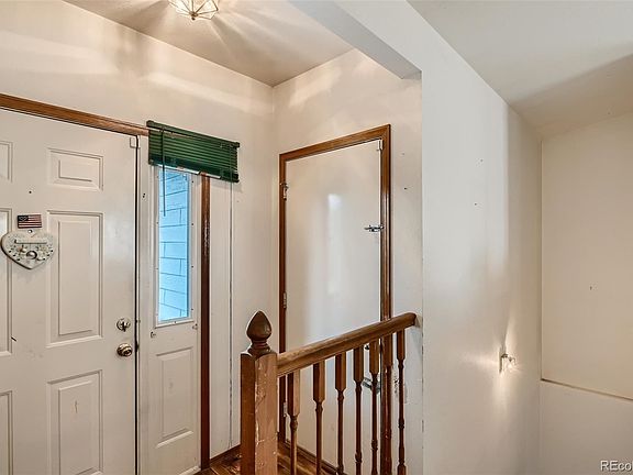 5th image of 204 N 48th Ave