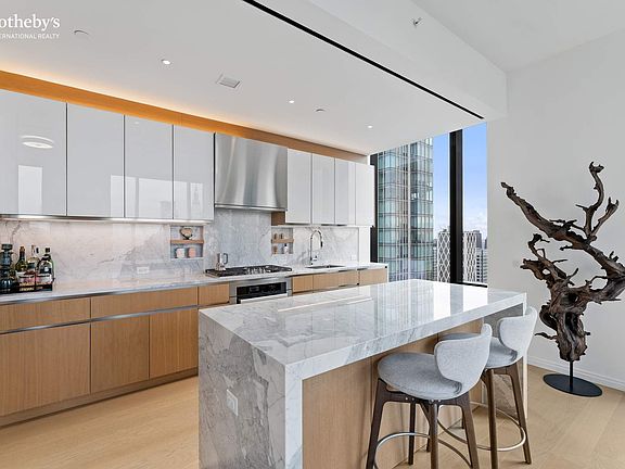 5th image of 277 5th Ave APT 42B
