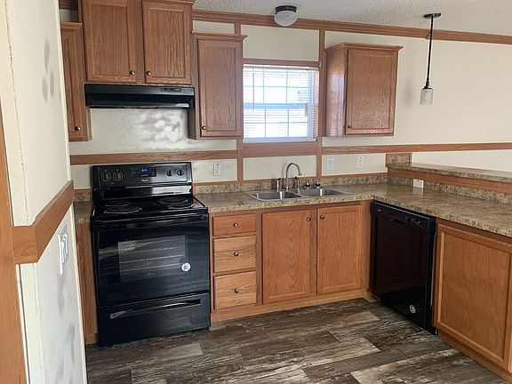 4th image of 23 Parkview Dr #23