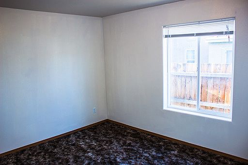 3rd image of 304 N 4th Ave APT 1