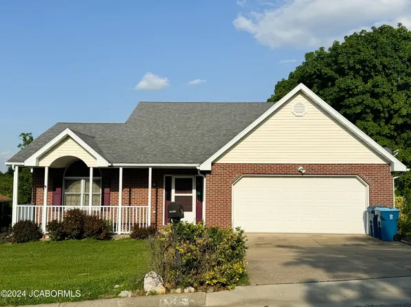 1609 Independence Dr, Jefferson City, MO 65109