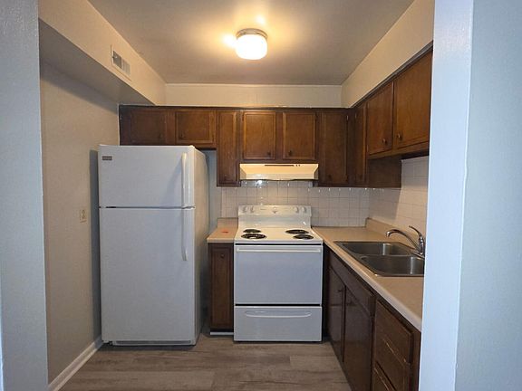 5th image of 737 Townside Rd SW APT 45