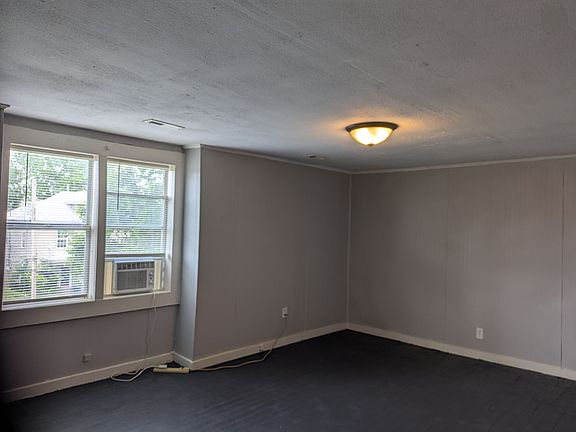 3rd image of 110 E Ashley St APT B