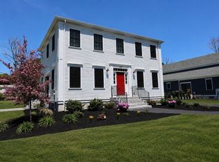 553 Foundry St, South Easton, MA 02375