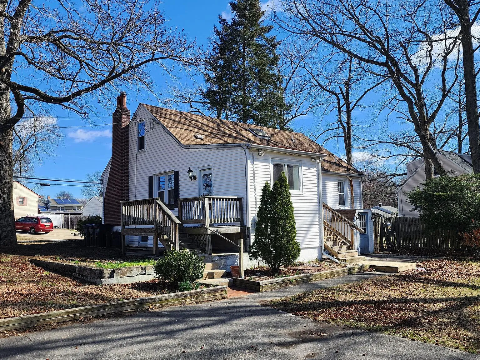 4 bed, 1617 sqft, $3,100 — Photo 3