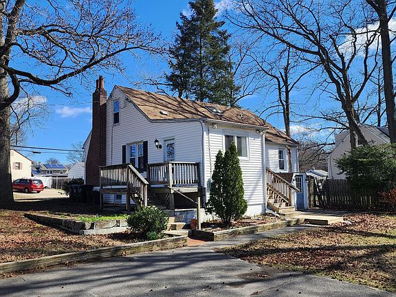 3rd image of 114 Ogden Station Rd