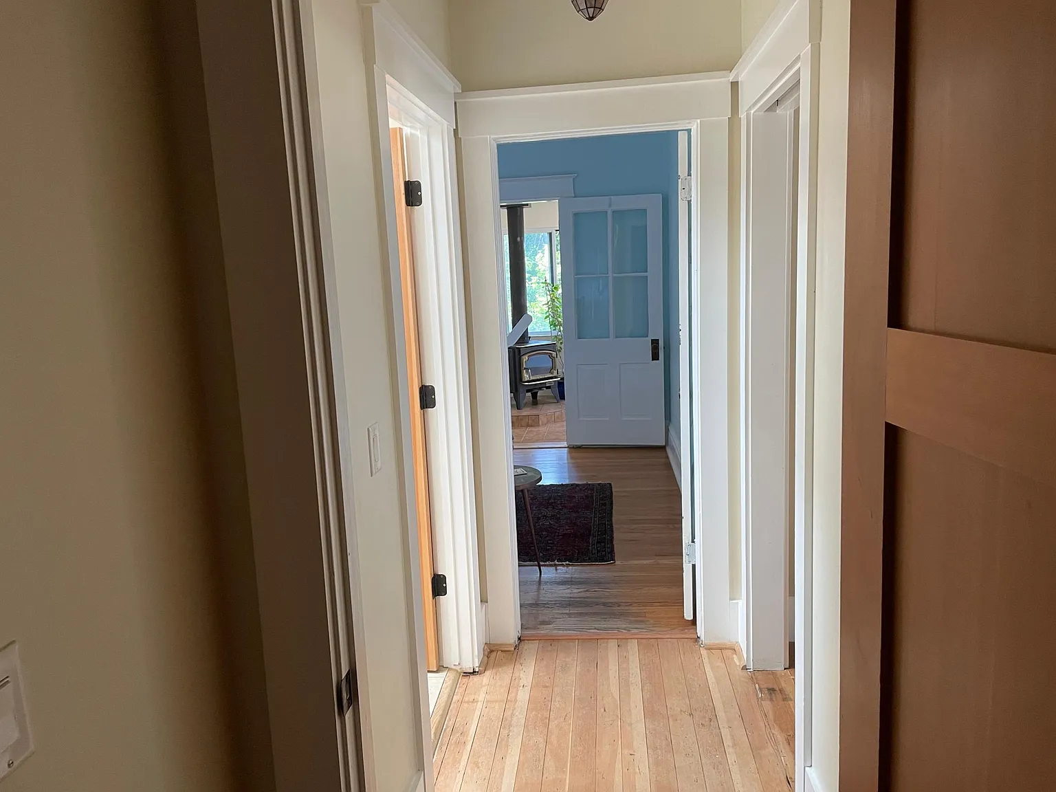 574 E 8th Ave — Photo 4