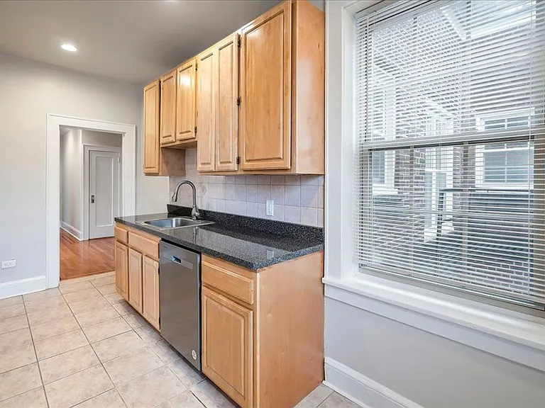Worthington House Apartments — Photo 30