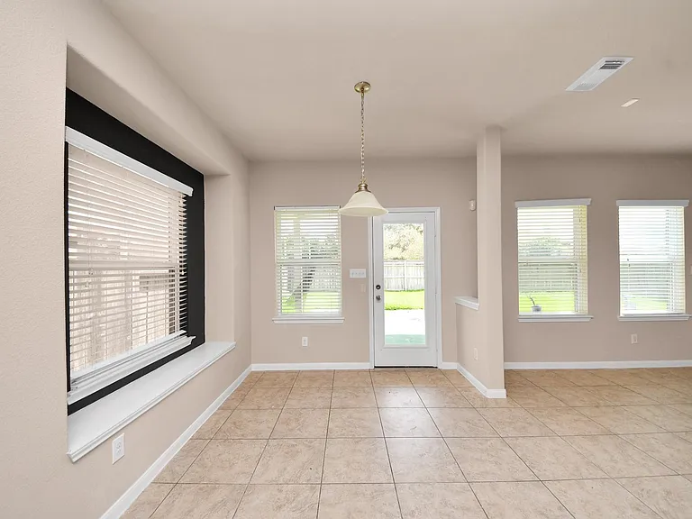 7214 Baitland Dr — Photo 13