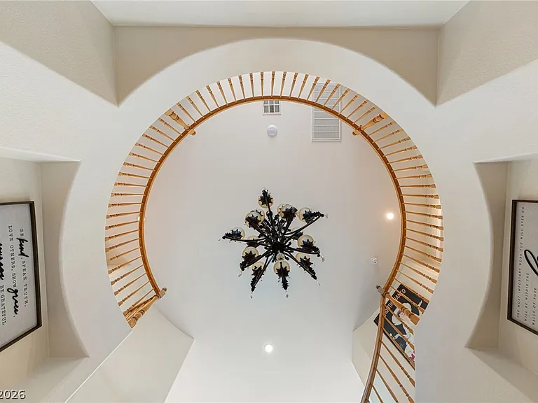 8929 Glenistar Gate Ave — Photo 12