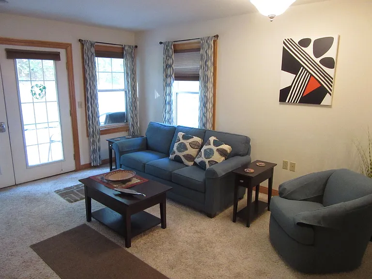 114 Pilgrim Dr — Photo 10