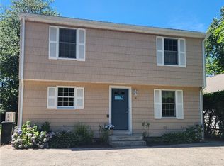 13 Deangelis St, Narragansett, RI 02882