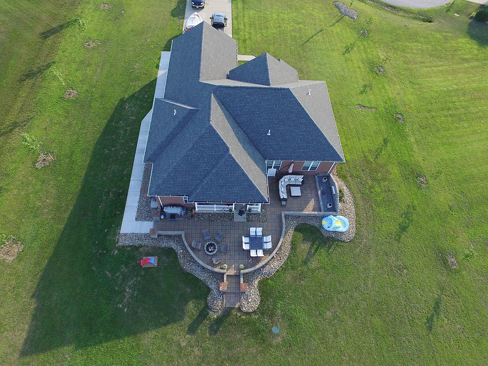 1st image of 16462 Olde Mill Ln