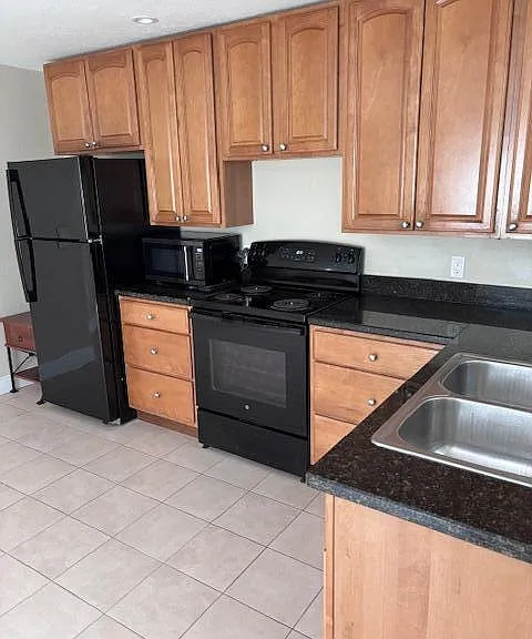 5393 SE 48th Ave #C — Photo 2