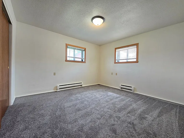 502 13th St SE — Photo 10