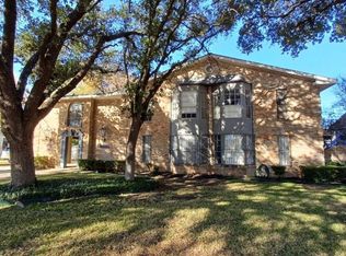 215 E Mistletoe Ave #A, San Antonio, TX 78212