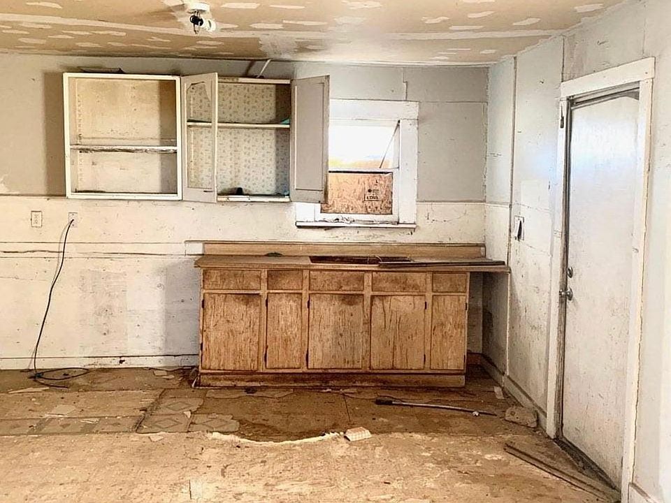 2nd image of 1315 Portland St