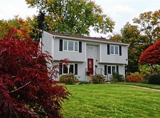 447 Fair St, Warwick, RI 02888