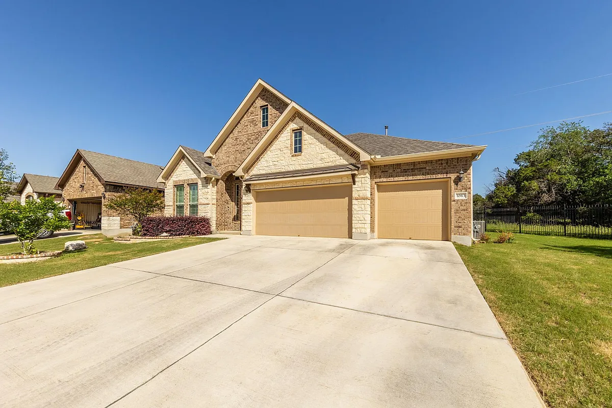 Building Photo - 1063 Cedar Glen Dr