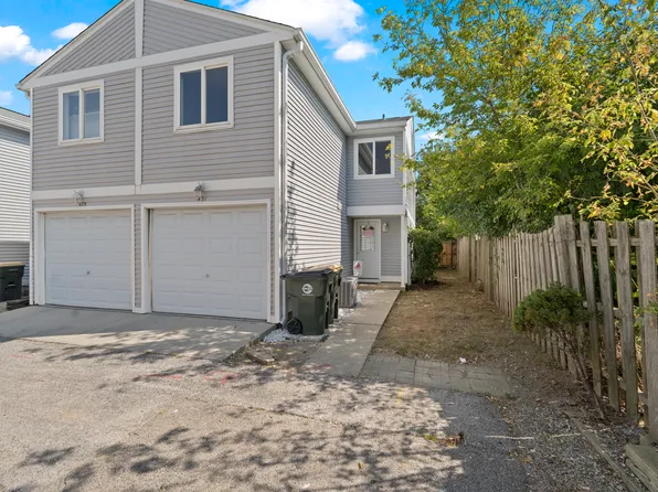 431 Meadow Green Ln, Round Lake Beach, IL 60073