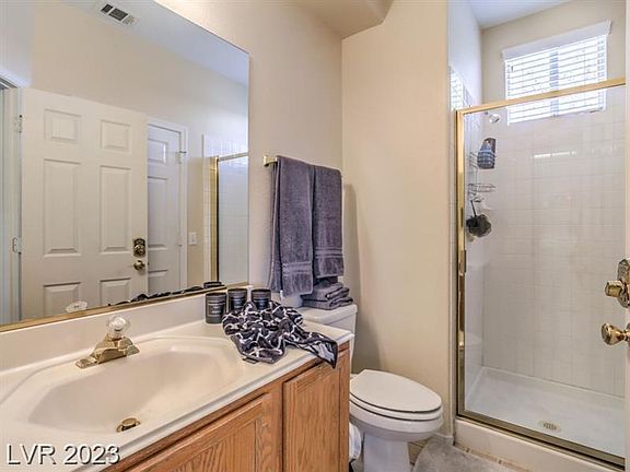 3rd image of 2539 New Salem Ave