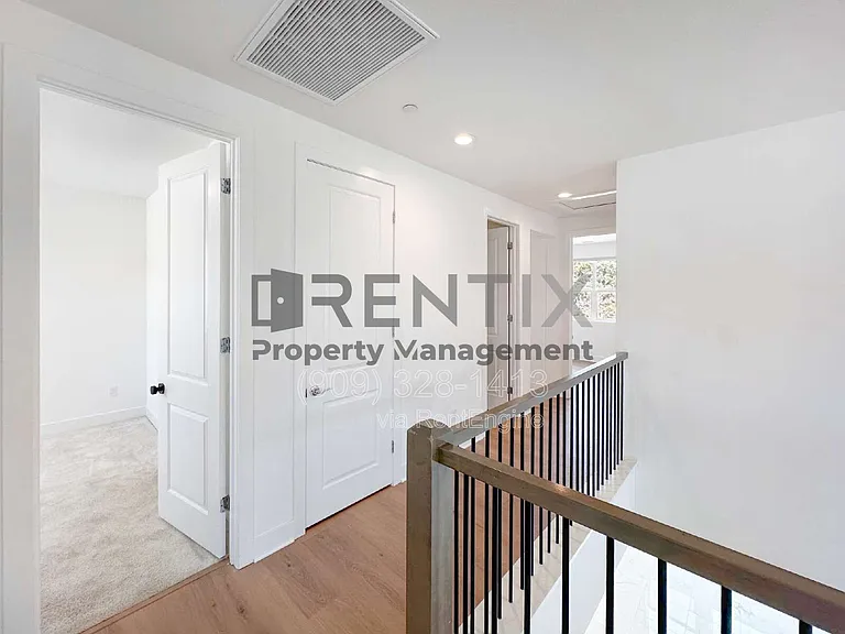 19206 Blackthorn Dr — Photo 24