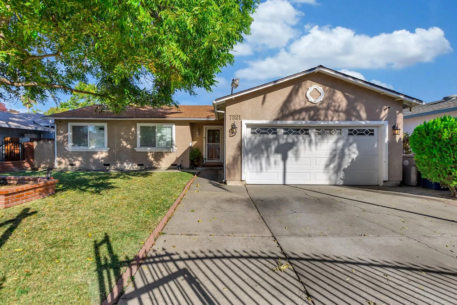 7521 Brownwood Way photo 1