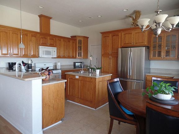 3rd image of 4229 Palmdale Hills Dr