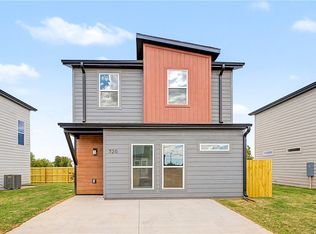 720 Discovery Ave, Centerton, AR 72713