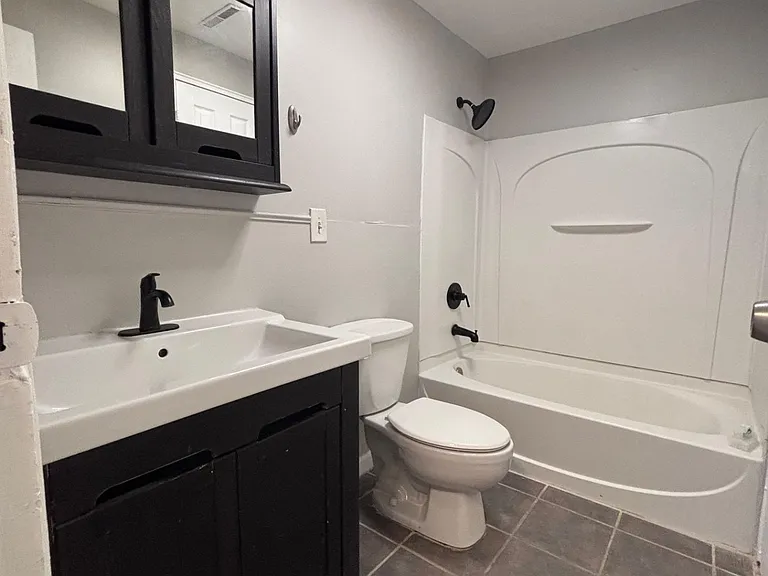 146 Springside Ave — Photo 3