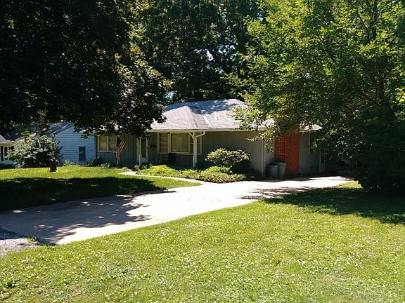 2nd image of 5716 Maywood Ave